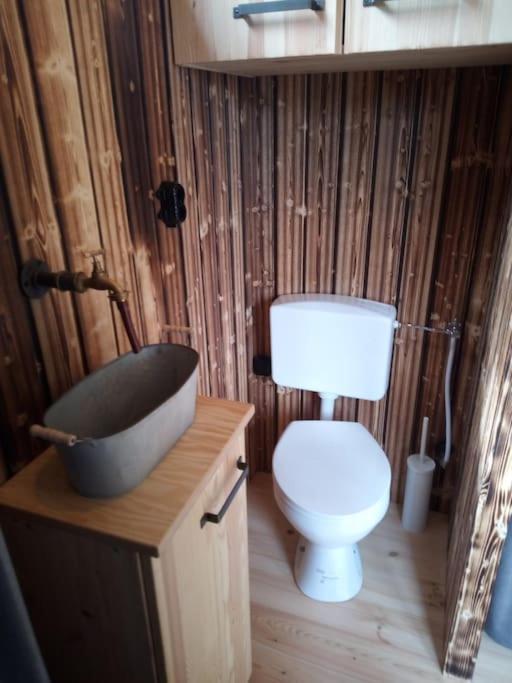 Tiny House Calido Villa Apelern Exterior photo